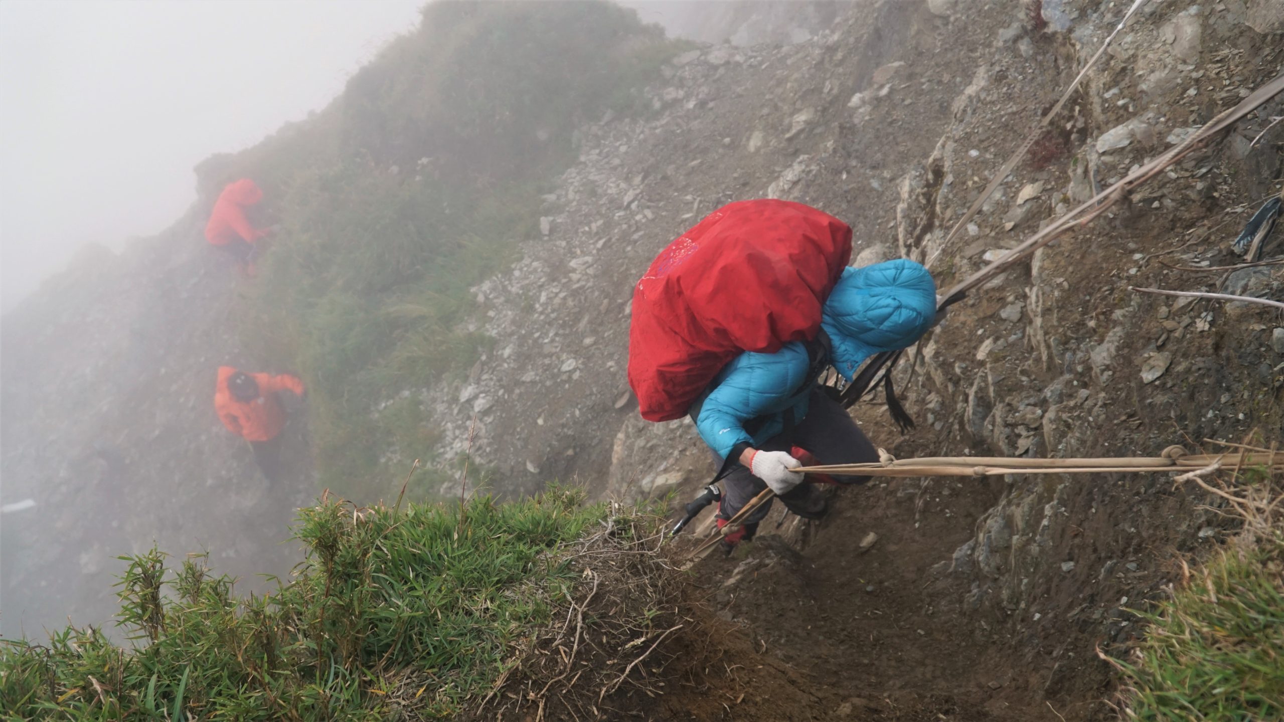 不可信任的拉繩：台灣登山活動潛藏的安全隱憂